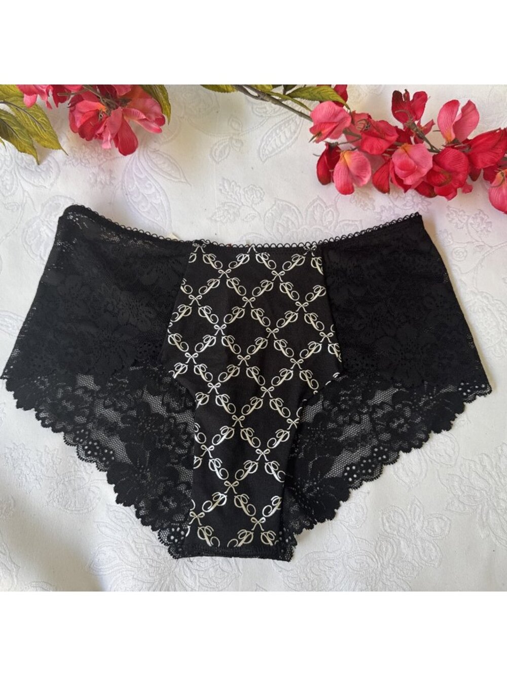 PINK VICTORIA'S SECRET XS BLACK GOLD METALLIC FOIL PANEL LACE CHEEKY PANTIES NWT